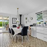 בית נופש Edeltraud - 100m From The Sea By Interhome אוטרופ
